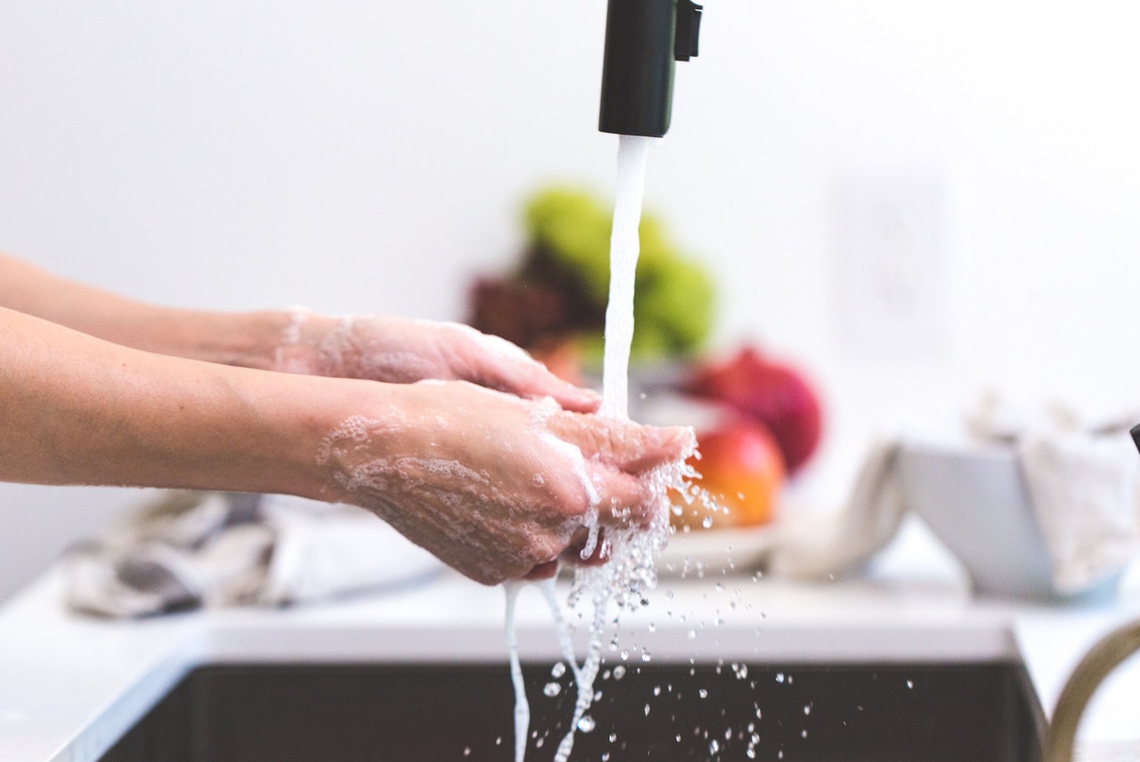 Do your part to stay healthy by practicing proper hand washing techniques.